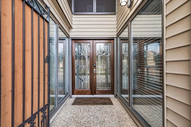 16607 Sunlight Way, Houston, TX 77058