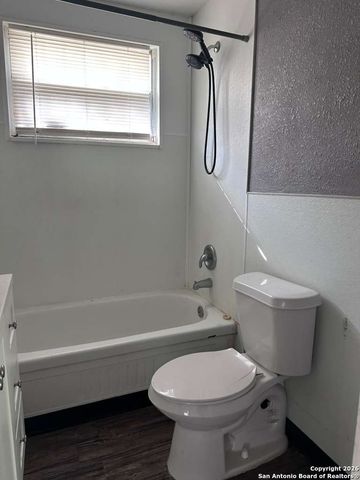 5134 Hillburn, San Antonio, TX 78242