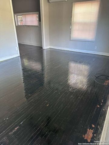 5134 Hillburn, San Antonio, TX 78242