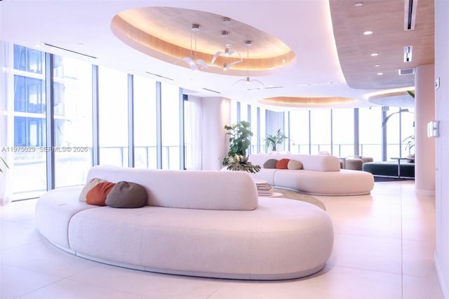 711 NE 23rd Ter 1506, Miami, FL 33137