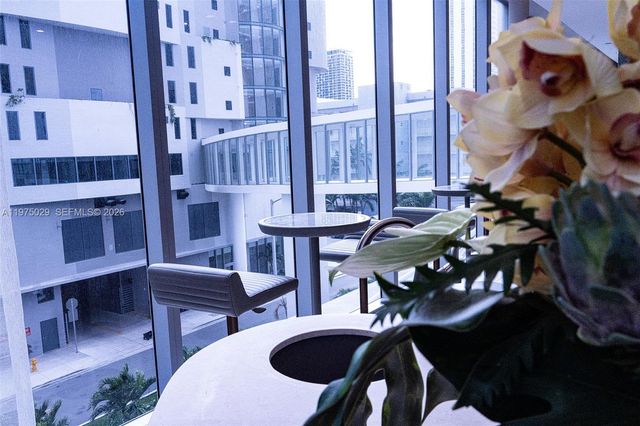 711 NE 23rd Ter 1506, Miami, FL 33137