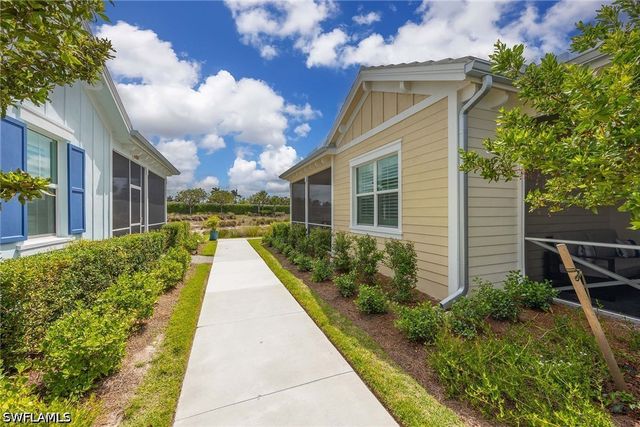 7018 Saona CT, Naples, FL 34113