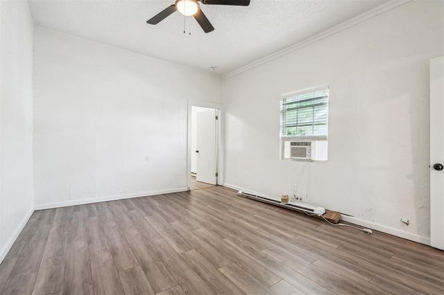2123 W Park Place, Oklahoma City, OK 73107