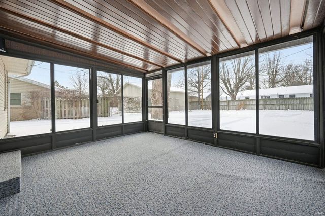 1905 N Riley Road, Muncie, IN 47304