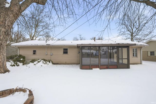 1905 N Riley Road, Muncie, IN 47304