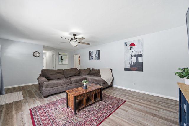 1905 N Riley Road, Muncie, IN 47304