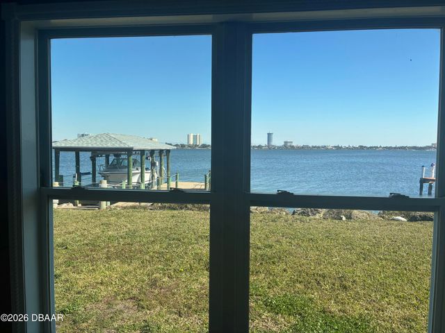 130 Reef Road, South Daytona, FL 32119