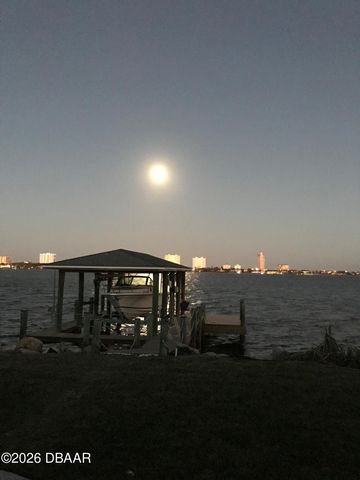 130 Reef Road, South Daytona, FL 32119