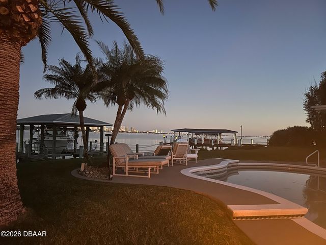 130 Reef Road, South Daytona, FL 32119