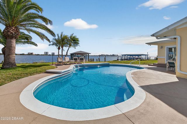 130 Reef Road, South Daytona, FL 32119