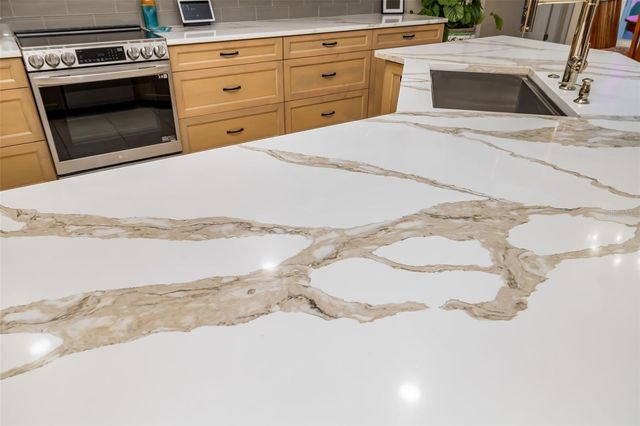 2730 RIVER WOODS DRIVE, Parrish, FL 34219