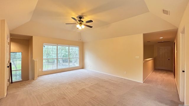 305 KENDALL PKWY, Boerne, TX 78015