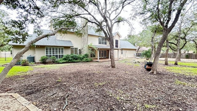 305 KENDALL PKWY, Boerne, TX 78015