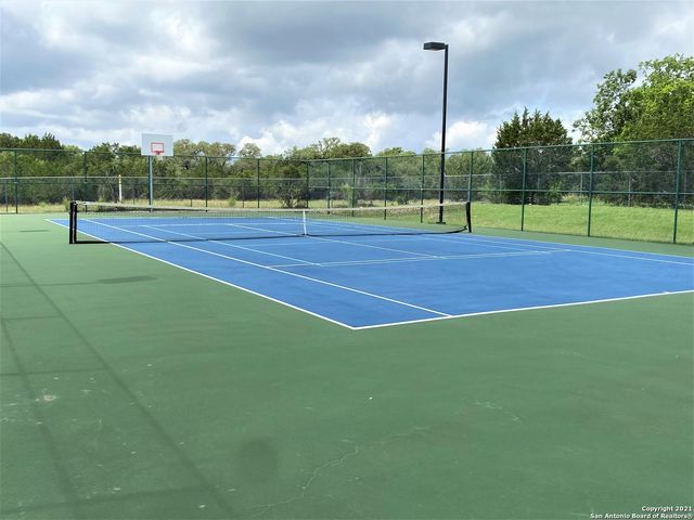 305 KENDALL PKWY, Boerne, TX 78015