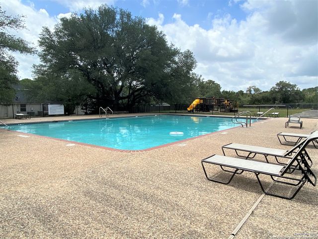 305 KENDALL PKWY, Boerne, TX 78015