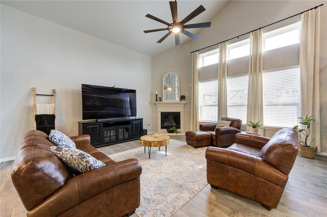 5439 Rustic Ruby Drive, Brookshire, TX 77423