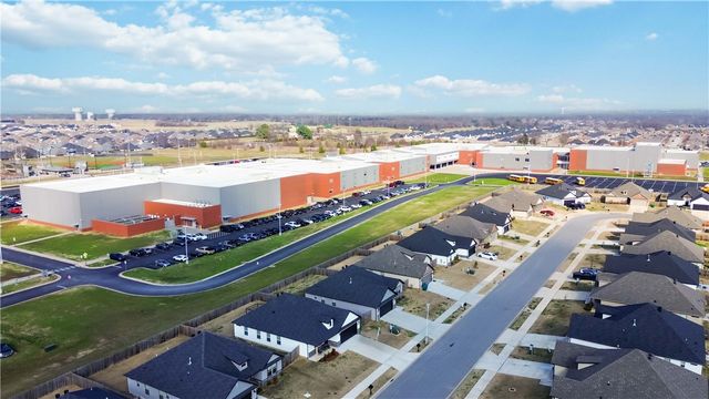 1110 Monarch Road, Centerton, AR 72719