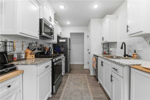 1110 Monarch Road, Centerton, AR 72719