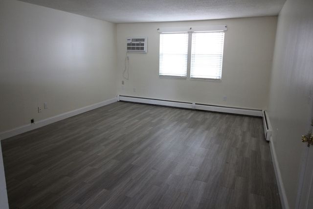 86 Baldwin 8, Lowell, MA 01851