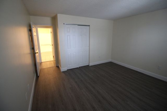 86 Baldwin 8, Lowell, MA 01851