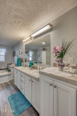 928 Highway 421 N, Mountain City, TN 37683