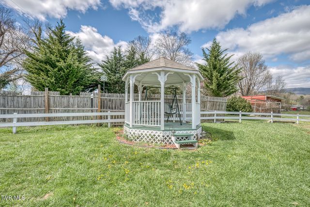 928 Highway 421 N, Mountain City, TN 37683