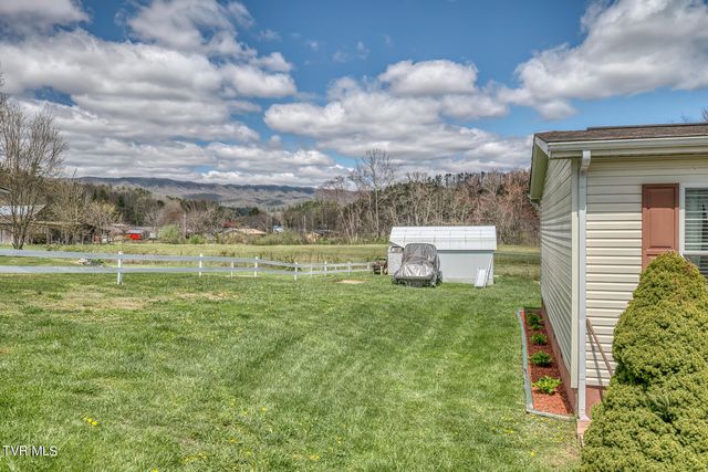 928 Highway 421 N, Mountain City, TN 37683