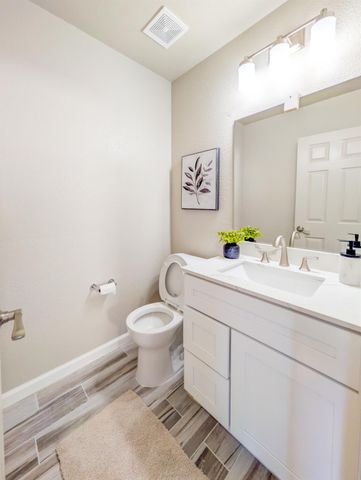 3907 Montana St, Stockton, CA 95212