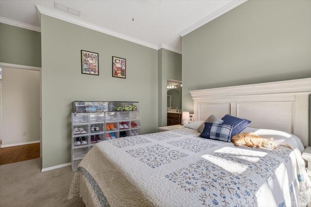 712 E Moss Creek Drive, Bloomington, IN 47401