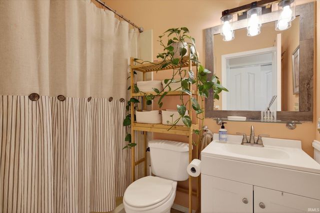 712 E Moss Creek Drive, Bloomington, IN 47401