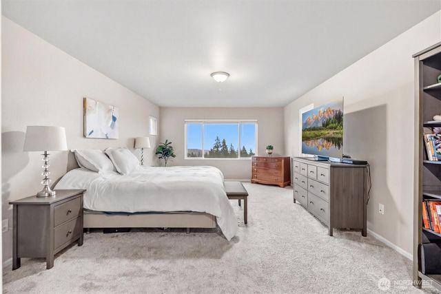 1323 Baker Heights Loop, Bremerton, WA 98312