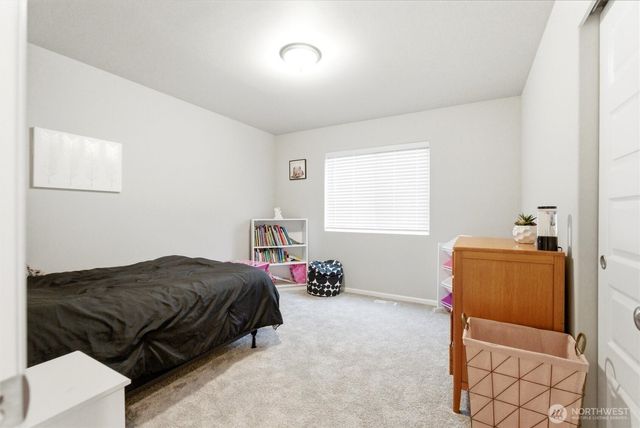 1323 Baker Heights Loop, Bremerton, WA 98312