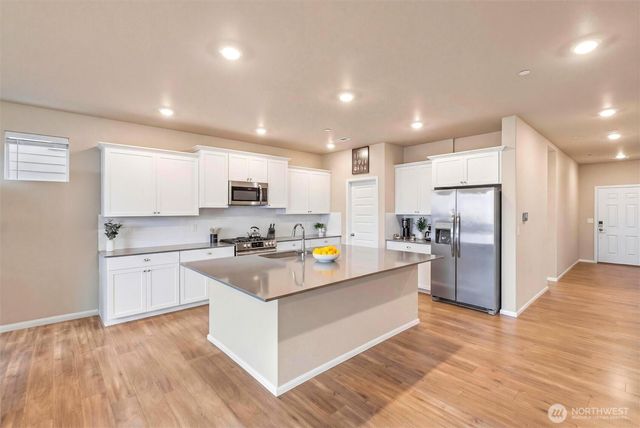 1323 Baker Heights Loop, Bremerton, WA 98312