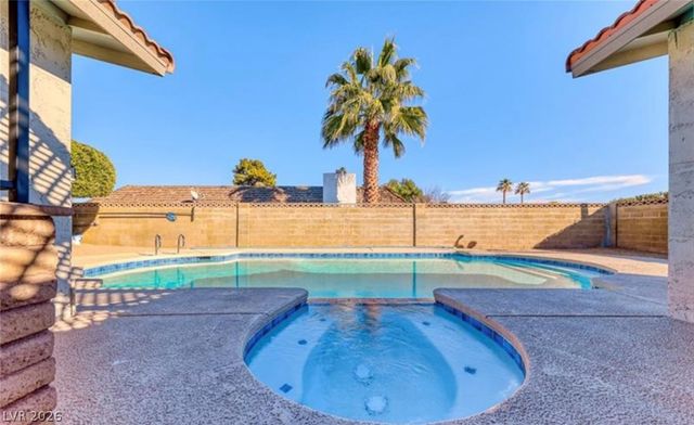 3696 Barcelona Street, Las Vegas, NV 89121