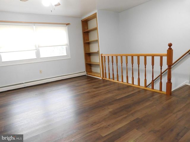 13000 KERRMAN CT, Woodbridge, VA 22193