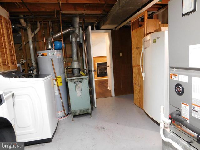 13000 KERRMAN CT, Woodbridge, VA 22193