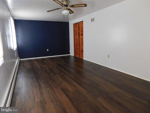 13000 KERRMAN CT, Woodbridge, VA 22193