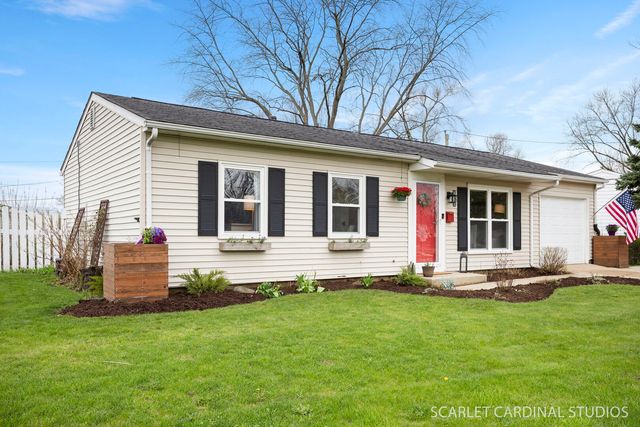 801 Sunset Circle, Streamwood, IL 60107