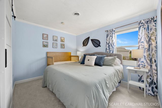 801 Sunset Circle, Streamwood, IL 60107