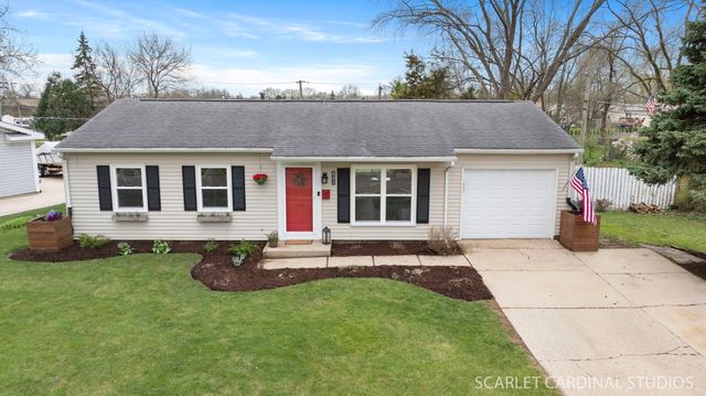 801 Sunset Circle, Streamwood, IL 60107