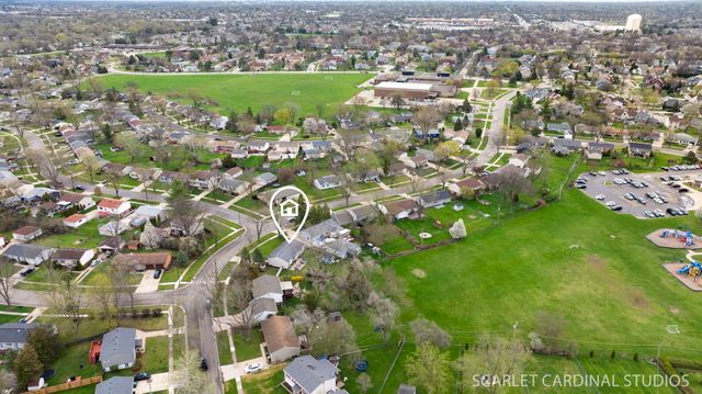 801 Sunset Circle, Streamwood, IL 60107