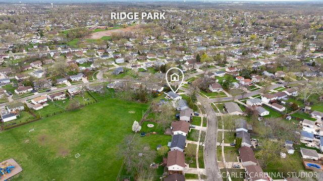 801 Sunset Circle, Streamwood, IL 60107