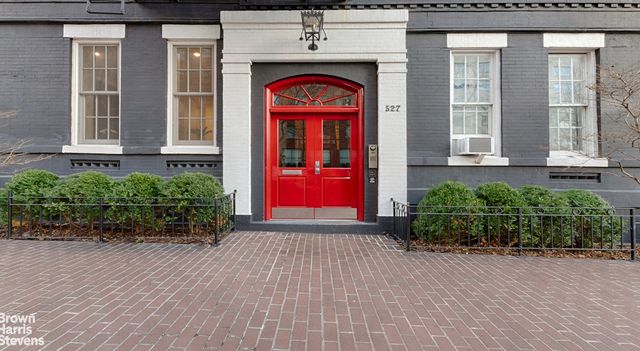 527 E 72nd St Apt 1B, New York City, NY 10021