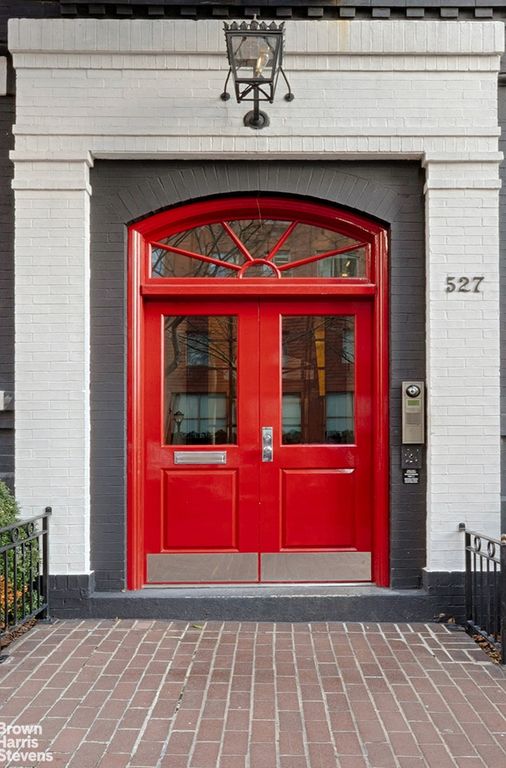 527 E 72nd St Apt 1B, New York City, NY 10021