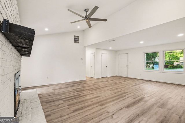 6340 Tahoe Drive, Atlanta, GA 30349