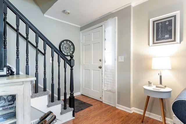 11 Scenic Ave, Webster, MA 01570