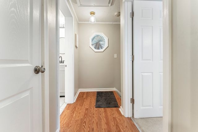 11 Scenic Ave, Webster, MA 01570