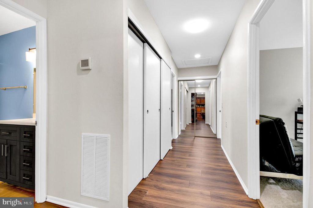 Image 11 of property listing at 15200 HYDE PARK DR #36-A, Silver Spring, MD 20906