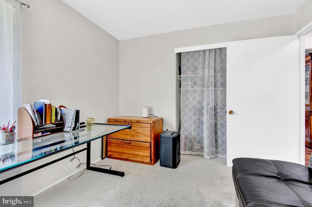 Image 14 of property listing at 15200 HYDE PARK DR #36-A, Silver Spring, MD 20906