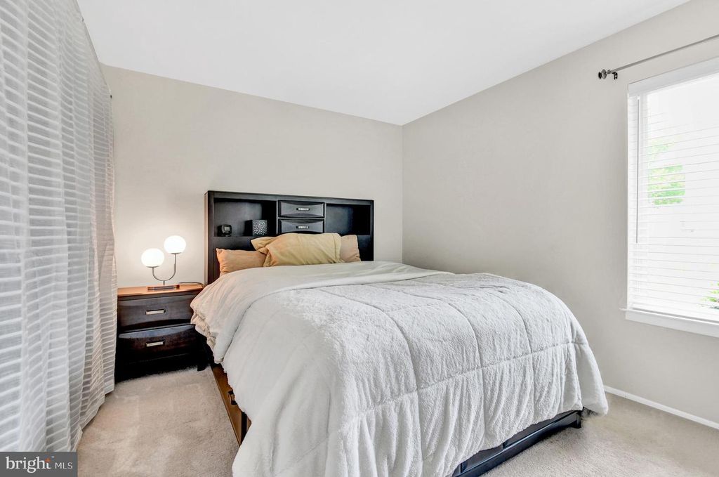 Image 15 of property listing at 15200 HYDE PARK DR #36-A, Silver Spring, MD 20906